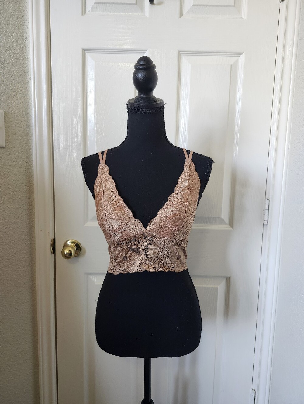 Aerie Lace Bralette Crop Top - Nude Blush